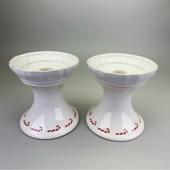 Casafina Portugal The Nutcracker  
Christmas Candy Cane Candleholder - Picture 4 of 10